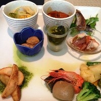 全席完全個室ワインダイニング ダイヤモンドフィッシュ - 10色プレート色彩ランチ