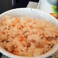 全席完全個室ワインダイニング ダイヤモンドフィッシュ - セットの鮭の炊き込みご飯