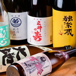 Gotou Retto Unoshun Gyo Itarian Yoshiya - 日本酒・九州の地酒をメインに多数とりそろえています