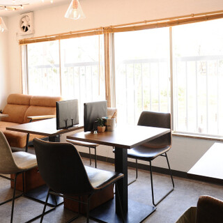 宴会や記念日にも◎お洒落でアットホームな空間は幅広いシーンで