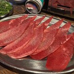 Taishuu Yakiniku Ryueru - 