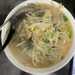 195789470 - 『タンメン（850円）、太麺（50円）』