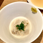 ビーフキッチン - もつ煮込み