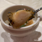 プチレストラン ブーケ・ド・フランス - 青森県産の蝦夷あわび