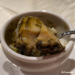 プチレストラン ブーケ・ド・フランス - 青森県産の蝦夷あわび