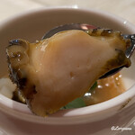 プチレストラン ブーケ・ド・フランス - 青森県産の蝦夷あわび