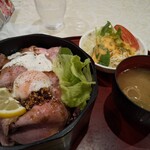 レストラン アプリコット - ローストビーフ丼