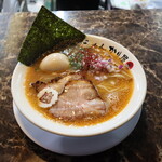 自家製麺 ら～めん かり屋 - エビ塩ら～めん