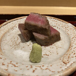 銀座 しのはら - 飛騨牛のヒレの炭火焼き　山葵を添えて