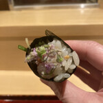 銀座 しのはら - 本鮪とべったら漬けと胡瓜の手巻き