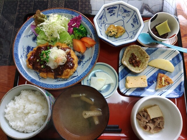 御馳走亭ちゃぽん - 新庄（食堂）の写真