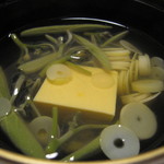 入舟 - じゅんさいとたけのこのお吸い物