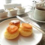 オリエンタルラウンジ - スコーン