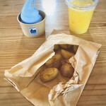 ビトウィーン ザ ブレッド - 