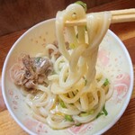 三好うどん - 麺のリフトアップ