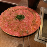 麻布十番焼肉 Kintan - 日本一のサーロインユッケ ハーフアンドハーフ