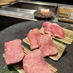 西麻布 焼肉 X - 