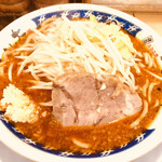 らーめん大 - レディース　赤ラーメン　野菜普通、ニンニクあり