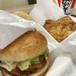 ケンタッキーフライドチキン - 料理写真:旨辛チキンフィレバーガーボックスセット