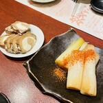 魚と酒 はなたれ - いぶりがっこクリームチーズ 