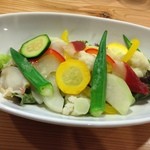 カフェ チルコリーノ - 貝のサラダ