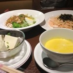 デニーズ - 2013/06 生パスタのたらこクリーム 840円の生パスタはうどんのようなパスタで、皿うどん系があまり好きではないボクにはイマイチなのだー