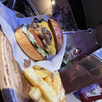 ヒッチ ハイカーズ バーガー スタンド - 