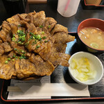 串揚げ じゅらく - メガしびれ豚丼