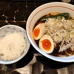 Tokkyuu Tori Soba Ryuusuke Motegi - 