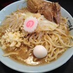 自家製麺 No11 - 料理写真:ラーメン1100円 ニンニク 豚半分