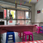 トーキョーカオマンガイ食堂 - 店内