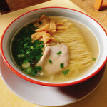 麺処 山小屋亭 - 料理写真:大シャモの塩ラーメン