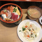 Miyoshi Zushi - ランチ海鮮丼のセット@1,000円