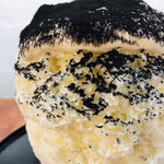 こひる庵 - たっぷりのブラックココア　その下には酒かすチーズクリーム！