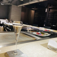 鉄板焼 ステーキ 北野坂 - 