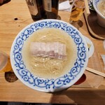 豚そば 月や 本店 - 