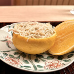 緒方 - 蟹鮨。レモンをたっぷり絞って。