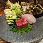 天ぷら 大坂屋 草哲 - 本日の天ぷら具材 下仁田ねぎ、蕾菜、たらの芽、ふきのとう、筍、そら豆、和牛フィレ、ふぐ、牡蠣
