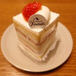 Patisserie Veritable - ガトーセゾン(苺ショート)(580円)