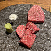 和牛とタン 焼肉 とみ 新橋本店 - 