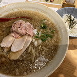 焼きあご塩らー麺 たかはし 新宿本店 - 