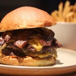 Wagyu bacon burger (Kirishima Wagyu) single (comes with fries)