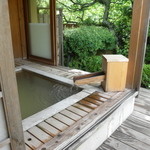 仙郷樓 奥の樹々 - 