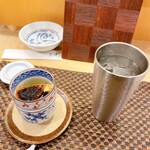 こまつ - ひれ酒とチェイサーの富乃宝山水割り