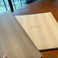 レークハウス - 