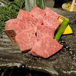 炭焼肉 石田屋。 - 