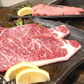 名物塩サガリ…1,375円