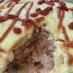 オーションビュー - 雑なケチャップがけ、具はハムとタマネギ