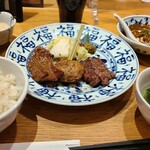 肉匠の牛たん たん之助 - 