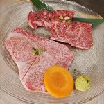 焼肉えんわや 鶴見店 - ２種盛り(トモ三角＆カイノミ)